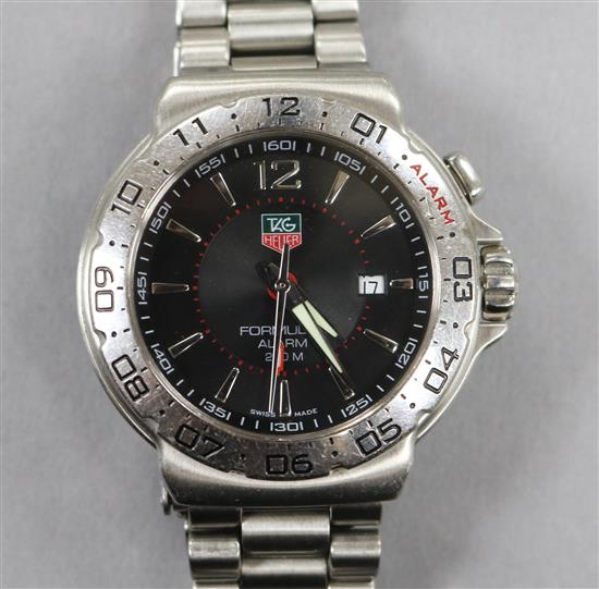 A gentlemans steel Tag Heuer Formula 1 Alarm 200m wristwatch